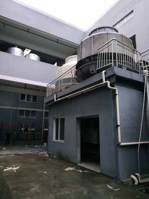 簡(jiǎn)陽(yáng)GL-200T冷卻塔，100T舊塔維修現(xiàn)場(chǎng)