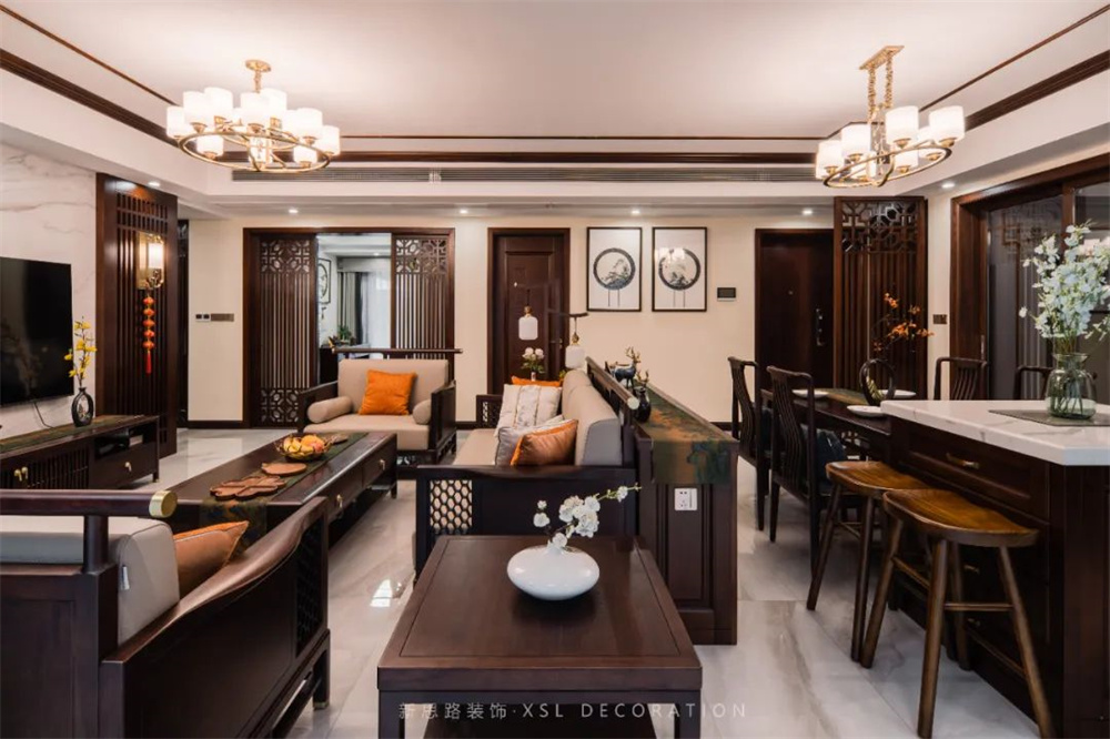 貴州六盤水圓形500T冷卻塔安裝現(xiàn)場